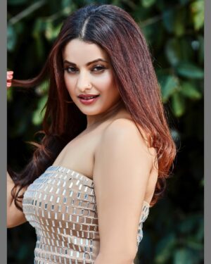 Pamela Mandal Instagram - Be your own kind of beautiful🌷

 #follow #likeforlikes #love #instagood #instagram #followforfollowback #followme #photooftheday #bhfyp #instalike #photography #l #instadaily #picoftheday #beautiful #myself #likeforfollow #fashion #smile#hairstyles #haircolor #selflove