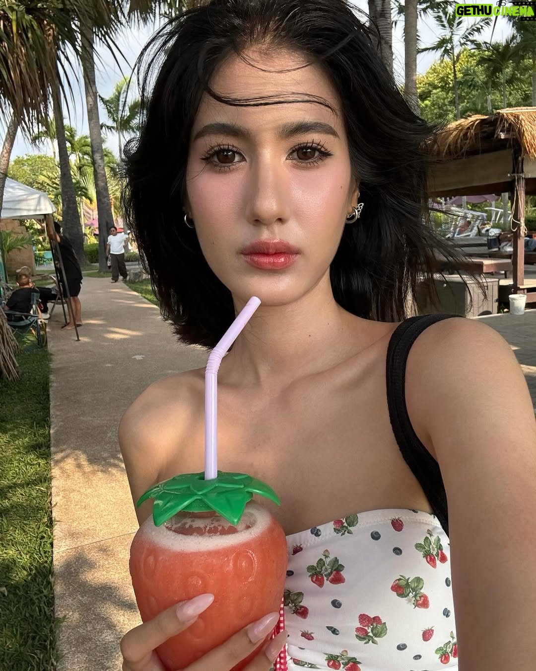 Paparwadee Chansamorn - 7.1K Likes - 🍓🫐🌊✨