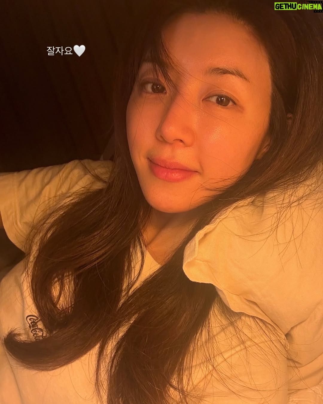 Park Han-byul - 1.7K Likes - 일주일 수고많았어요 굿잠✨