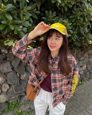 Park Han-byul Instagram - yellow💛