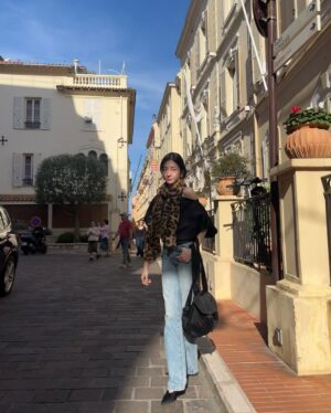 Park Ji-hyun Instagram - 