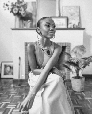 Patricia Kihoro Instagram - 39.
I am here. 
I made it through. 
This birthday has been light, and joyful.
I am grateful for love. And community.
Thank you for being here.
🌟🌟🌟