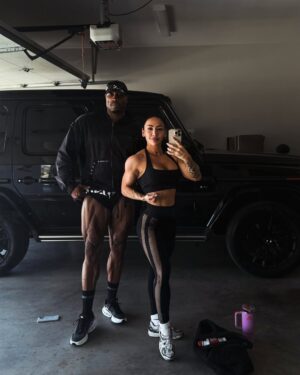 Perla Montemayor Instagram - When you grind with someone who’s just as locked in it hits different.
No distractions.No excuses.
We ain’t just showing up…we’re setting the bar!

#FitnessCouple #Fitness