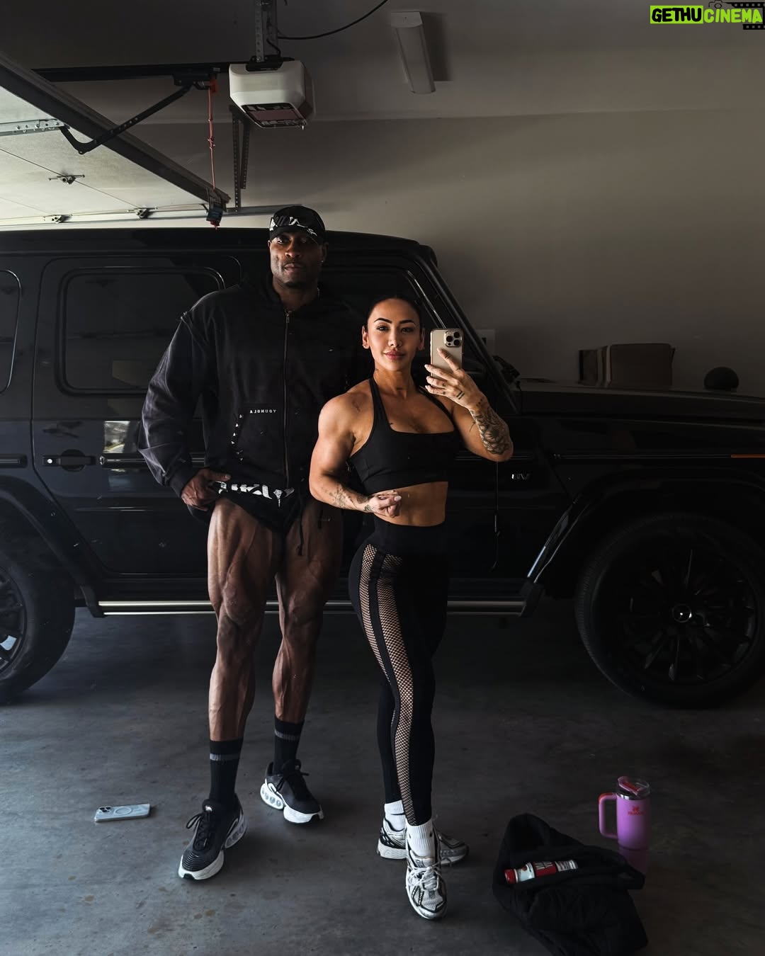 Perla Montemayor - 2.7K Likes - When you grind with someone who’s just as locked in it hits different.
No distractions.No excuses.
We ain’t just showing up…we’re setting the bar!
#FitnessCouple #Fitness