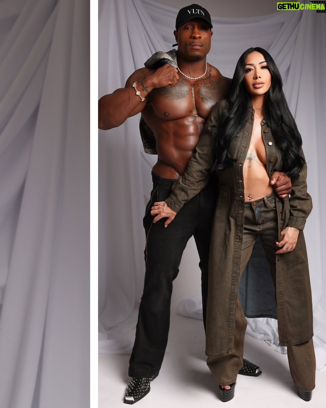 Perla Montemayor - 6.2K Likes - Power. Presence. Purpose. This isn’t just a photo shoot! It’s a message, a vibe, a moment.
We don’t follow trends…we create them!
😘🫶🏾😍
📸 @ricardoayala
#PowerCouple