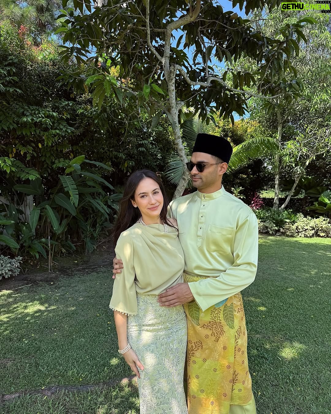 Pevita Pearce - 192.5K Likes - Mak Cik & Pak Cik