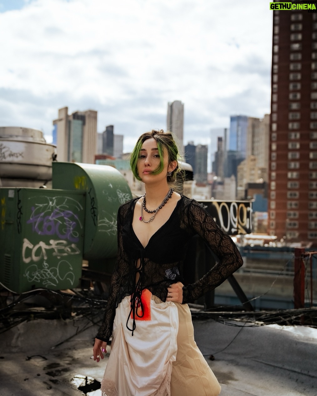 Phem - 2.6K Likes - they call me phem for a reason —> we crushed a whole day in a new york minute. 🗽thank u NYC for the luv & the good pizza —- > Montreal tonight 🇨🇦