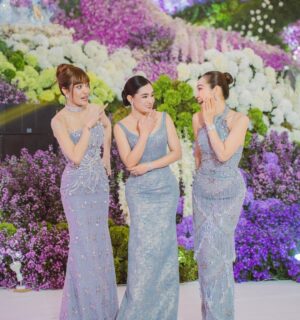 Pich Sophea Instagram - ថ្ងៃសិរីមង្គលអាពាហ៍ពិពាហ៍ក្មួយប្រុស ក្មួយស្រី មីងសូមជូនពរក្មួយទាំងពីរមានសុភមង្គល និងចេះស្រឡាញ់ ថែរក្សាគ្នាបែបនេះជារៀងរហូត💜 ក្មួយទាំងពីរសុទ្ធតែជាក្មេងល្អ គំរូល្អ🥰
(រូបភាពយប់មិញ)