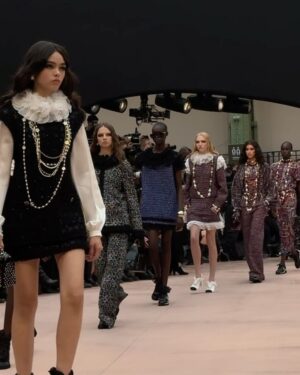 Pietra Quintela Instagram - CHANEL FASHION SHOW PFW25 ! 
It was a dream come true,
@chanelofficial ✨🥹