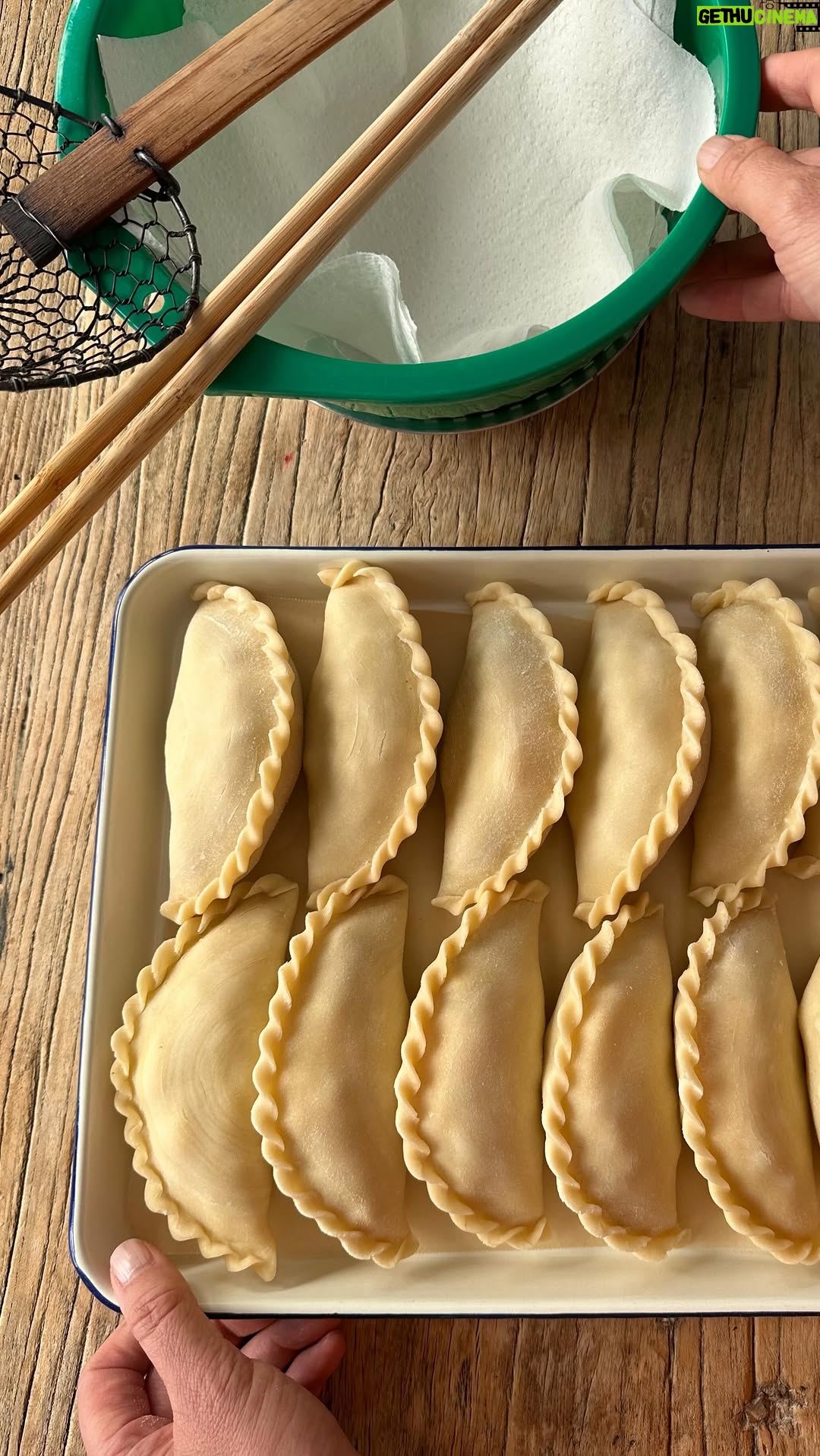 Poh Ling Yeow - 10.9K Likes - MALAYSIAN SPIRAL CURRY PUFFS
Makes about 12 large pastries
Guys, I’ve wanted to show you how to make these for the longest time but the reel took me SOOOO long to edit! Anyhoo, this is an incredibly delicious Malaysian snack I grew up which I swear is worth the trouble. If you want to skip the spiral dough which is actually very easy, buying ready made butter puff or making jaffles with the filling are also excellent options. Ask away in comments for more tips. Good luck!
1L rice bran oil for frying
PASTRY
OIL DOUGH
180 g plain flour
30 g butter softened
70 g lard OR vegetable shortening
WATER DOUGH
250 g plain flour
50 g butter softened
½ tsp salt
1 Tbs sugar
120 ml water
FILLING
1/4 cup olive oil
12 sprigs curry leaves stripped from the stem
2 large onions, peeled, 5mm dice
6 heaped Tbs Malaysian or Indian style meat curry powder
500 g chicken breast, diced finely OR course pork mince
200 g sweet potato, peeled 3mm dice
200 g potato, 3mm dice
2 tsp salt OR to taste
2 Tbs sugar
1 tsp chicken stock powder (optional)
4 hard boiled eggs, peeled & quartered (optional)8
METHOD
To make the filling combine the oil, curry leaves (follow this -I put these in wrong order in the reel 😬) & onion in a large non-stick frypan then bring to a medium heat. Stir fry until curry leaves are popping & onions are soft. Add the curry powder & stir fry until very fragrant. Add the chicken & cook through before adding both potatoes. Keep stirring until the potatoes are tender. If it’s taking a long time, add a few tablespoons of water, cover & allow to steam for a few minutes then uncover to let water evaporate. Pre steaming the potatoes is another option. Spread on a plate to cool completely before using.
METHOD FOR PASTRY PINNED IN COMMENTS BELOW 👇