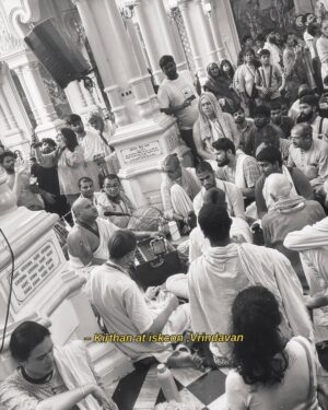 Pradaini Surva Instagram - Love from vrindavan 🫶🏽
.
.
#vrindavan @iskcon_vrindavana