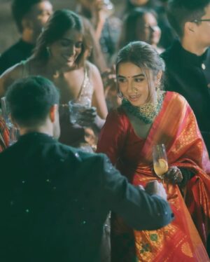Prajakta Koli Instagram - I can still keep posting these, no? Let me know when it gets annoying. 🫂
@mansimao @aakrutisejpal @the_wedding_files