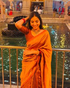 Actress Pranavi Manukonda HD Photos and Wallpapers March 2025