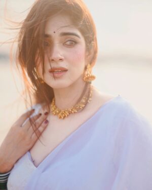 Pratiksha Honmukhe Instagram - 🍃🦚🪷

#instagram#explorepage#saree