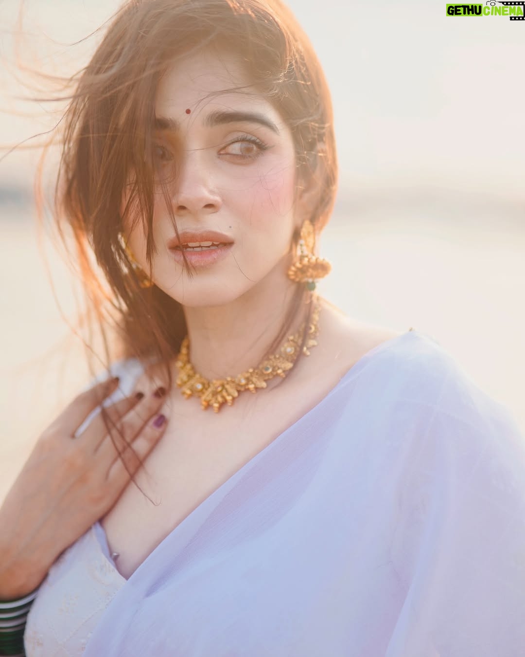 Pratiksha Honmukhe - 71.3K Likes - 🍃🦚🪷
#instagram#explorepage#saree