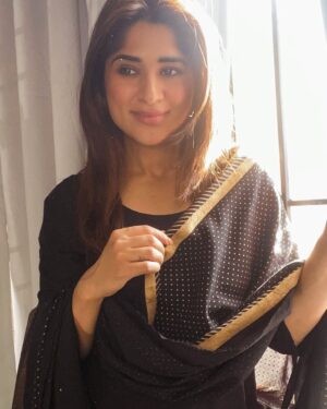 Preeti Singh Instagram - Simplicity is the ultimate sophistication.
.
.

.
.
#explore #fyp