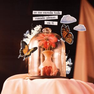 Princesa Alba Instagram - Y AL FIN MAÑANA SALE LA PARTE II DE LA CANCIÓN QUE MARCÓ MI CARRERA 🥺💗🦋
y yo sé que la parte I marcó a muchos, tanto como a mí ⋆˚𝜗𝜚˚⋆ y tb sé que gracias a internet y la masividad de las rrss esta canción se convirtió en un himno en toda Latinoamérica.
𐙚
en ese sentido, me hacía mucho sentido (jiji) que la segunda parte viniera de la mano de dos mujeres que construyen y cimentan su carrera desde el universo digital ~ TikTok, @katteyes & @ingratax 
Un poco tratando de agradecer y devolverle la mano al ciberespacio que permitió que convéncete se hiciera tan reconocida alrededor del mundo 
𐙚
algo que se construyó en la pieza de @frvnciscovictoria mientras tomábamos champaña y comiamos Doritos leyendo poemas para encontrar imágenes cute y meterlas en la canción 🦋˚˖𓍢ִ໋ 🪞✧˚.🎀༘⋆jamás pensando que íbamos a crear algo tan grande, 
Stay tuneeeeeeed porque MAÑANA SALEEEEEE