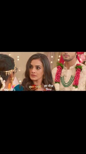 Priyanka Purohit Instagram - Lakshmi ne Radha bann ke ki Kartik se shaadi, kya woh haasil kar paayegi apna khoya hua pyaar? 🤔🤔

Dekhiye #MangalLakshmi, har roz raat 9 baje, sirf #Colors aur @jiohotstar par. 

@meetsanika @sshubamdipta @priyankapurohit07