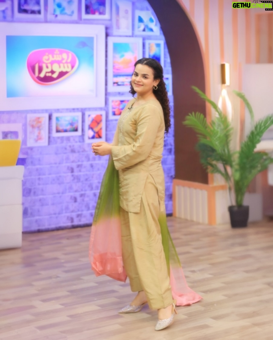 Qudsia Ali - 2.5K Likes - 🌸
Wearing: @if_by_izzatfayaz
#qudsiaali #instagram #ootd #potd📷 #instagood #instalike