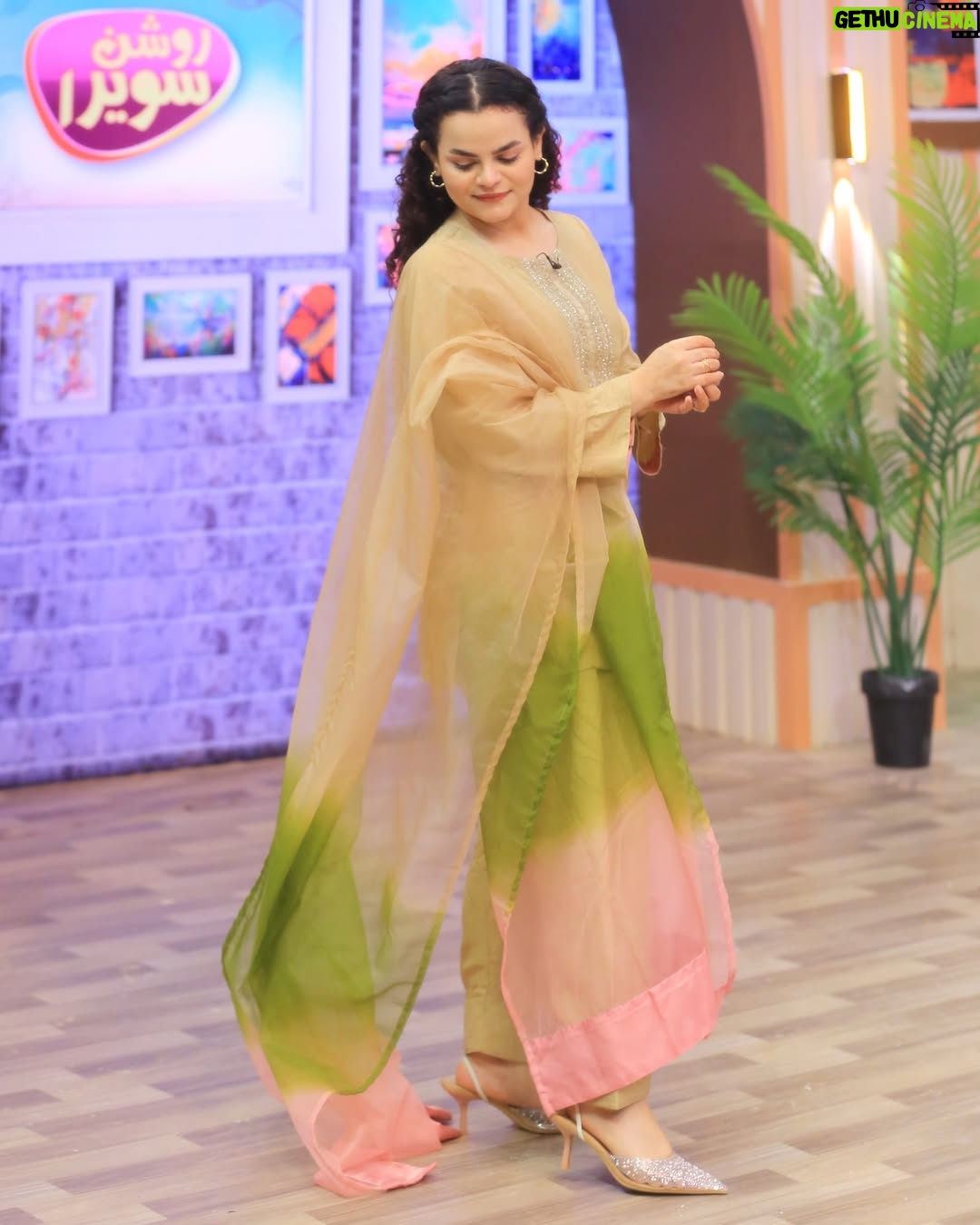 Qudsia Ali - 2.5K Likes - 🌸
Wearing: @if_by_izzatfayaz
#qudsiaali #instagram #ootd #potd📷 #instagood #instalike