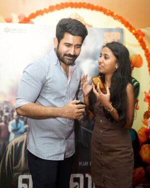 RJ Dimple Instagram - @vijayantony ❤️
.
.
.
With the one and only 'Vibe Antony' ✅ 
.
#vijayantony