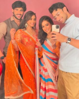 Rachanaa Parulkar Instagram - Life In March 🌻🤲🏼🧿🫶🏼

#march#love#joy#happiness#abundance#instalove#instagram#pyaarkiiraahein#dangaltv#balajitelefilms#love#gratitude