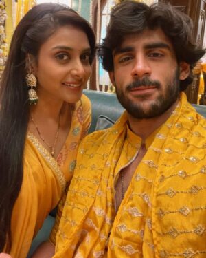 Rachanaa Parulkar Instagram - Leap Of Faith 🧿💫

#love#joy#pyaarkiiraahein#abundance#peace#onset#work#faith#gratitude
