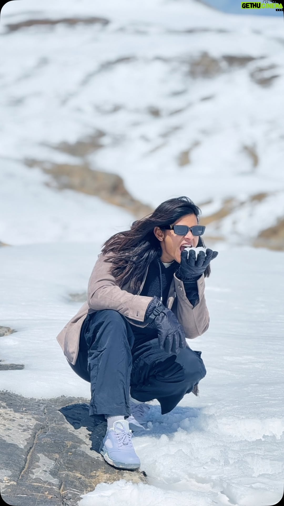 Radha Yadav - 71.4K Likes - No matter how tall the mountain is, it cannot block the sun.🌄💁🏻♀️