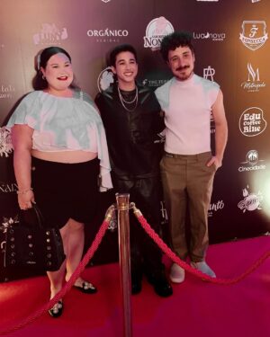 Rafaela Ferreira Instagram - Aniversário de 18 anos do @joaopedrodelfino 🎉

A festa foi delícia, gostoso demais reencontrar esse povo lindo e matar as saudades do @buffetmetropoleoficial onde comemorei o #30tãodarafa em 2019. ❤️