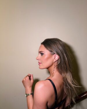 Ragga Ragnars Instagram - When @manuelaosk asks you to glam it up, you say Yes! ✨ Thank you for yanking me out of my comfort zone of ‘jeans and a T’ for a night! 🌸 @missicelandorg - Congrats to all the stunning ladies! 👑Glam help from @mjoll @dressrental_iceland @bysigurey - photo help from my girls @samarezahida @enimsay_ham @xhoizuna