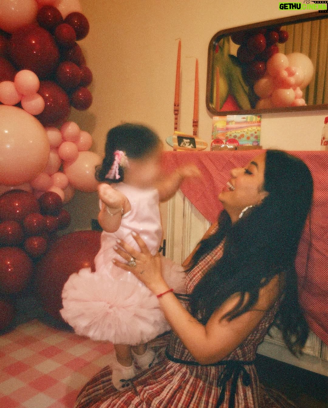 Rahma Riyad - 316.8K Likes - وبنيتي عالية كبرت سنة🎂🍓
ربي يخليها النا ويحميها ويحرسها
ونشوفج أسعد البنات ياروح قلب مامتك🥹♥️
Alia turns ONE today! Happy 1st Birthday, my sweet Strawberry!🍓🎂