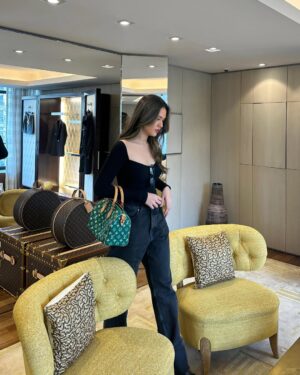 Raisa Andriana Instagram - A very very Vuitton trip 🇫🇷