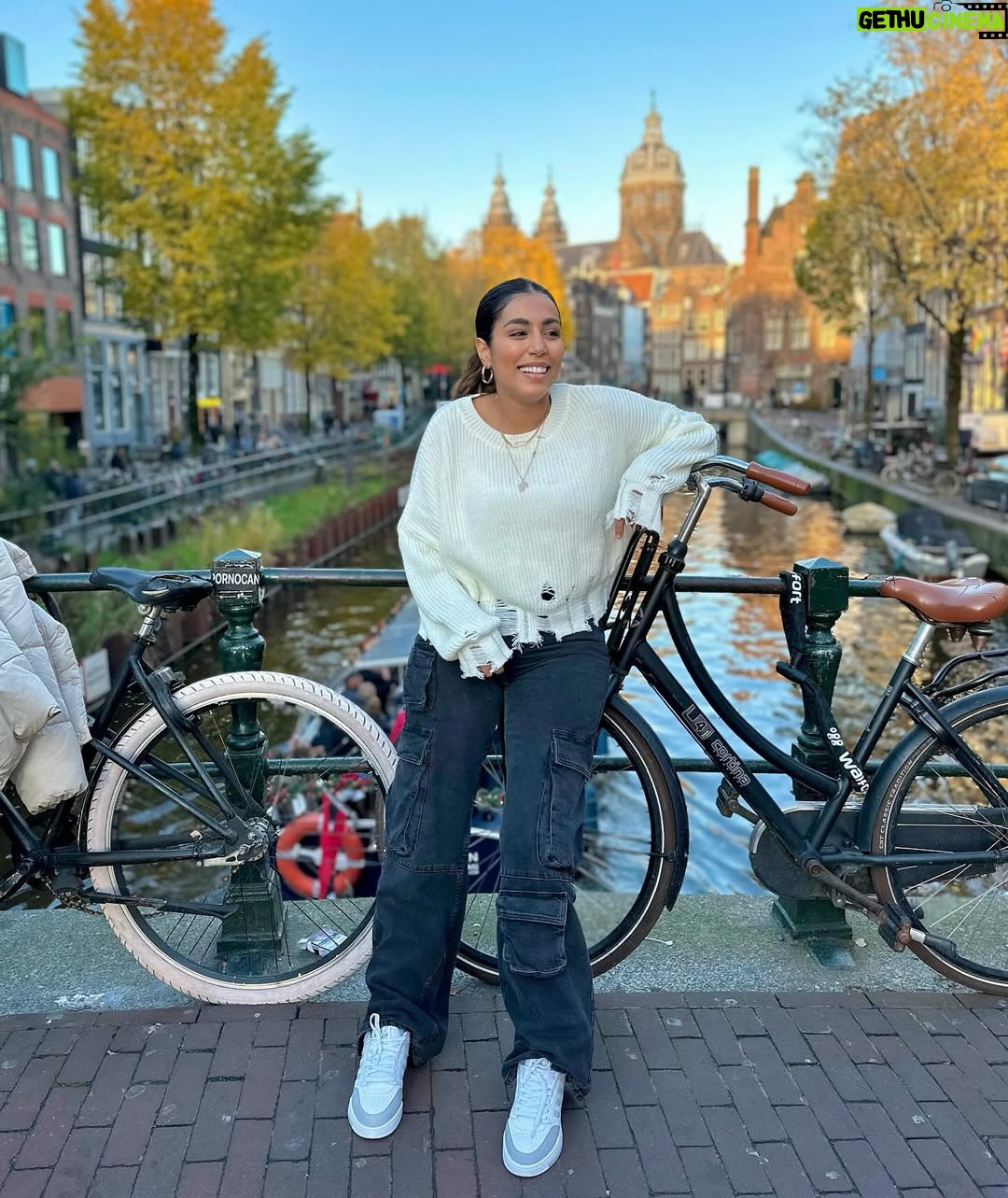 Rajaa Belmir - 212.8K Likes - So grateful for so much ✨🤎 #rajaabelmir