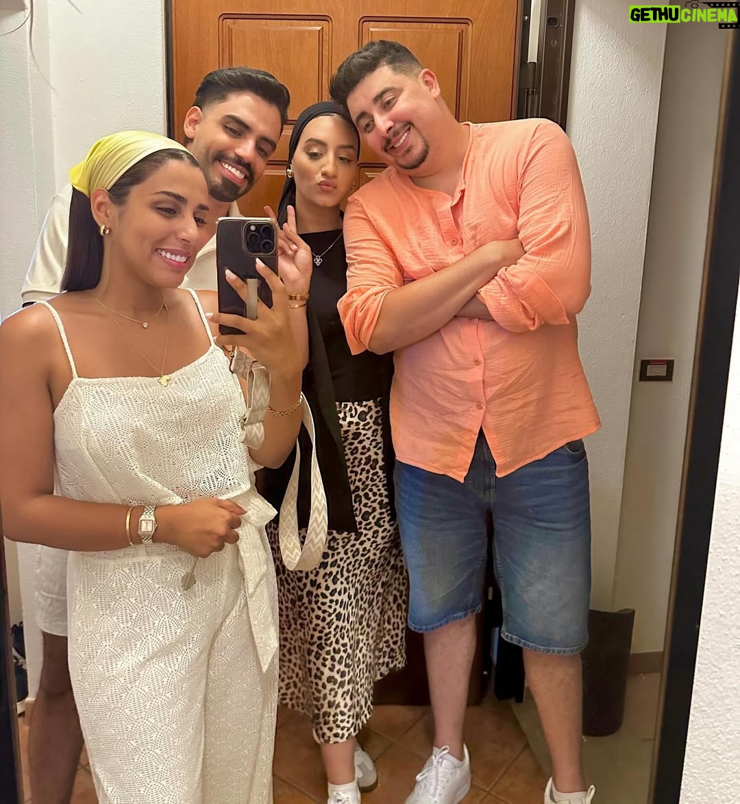 Rajaa Belmir - 137.7K Likes - 🇮🇹 / 🇪🇸 #sardinia #mallorca