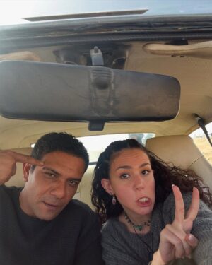 Rakeen Saad Instagram - Just some random selfies while shooting in the car 😎🤓🎬⏳.. مين حضر المسلسل؟