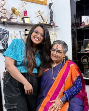 Rakshita Suresh Instagram - spent 6 hours in Kolkata today, and I couldn’t have asked for a more memorable first visit to this beauutiful city! 🍧🚖🌉♥️🫶🏼