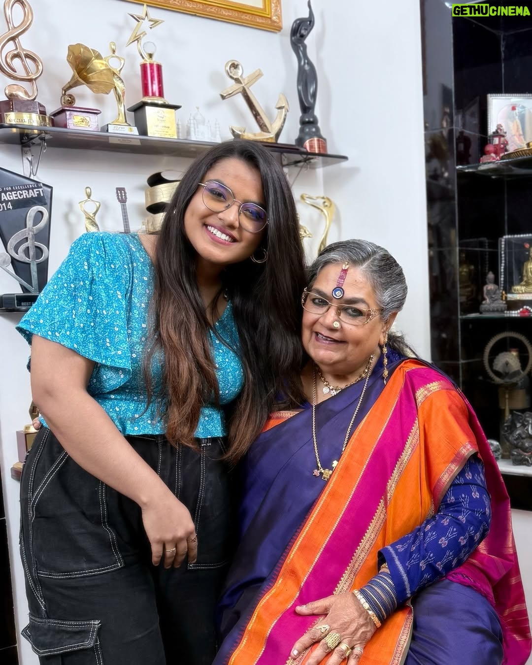 Rakshita Suresh - 15.3K Likes - spent 6 hours in Kolkata today, and I couldn’t have asked for a more memorable first visit to this beauutiful city! 🍧🚖🌉♥️🫶🏼