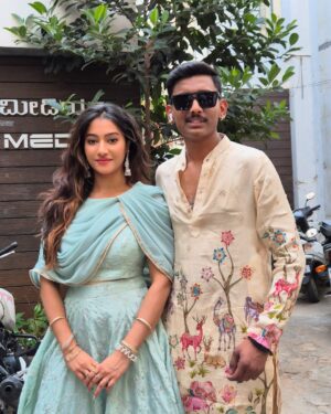 Ramola Instagram - 👗 thank you @the_glamhouse_designer_studio  for this beautiful outfit! 🫰🏻

.

.
#actressramola #bb2 #zeekannadaactress #kannadaheroines #seablueoutfit #theglamhouse_studio #designerwear #bharjaribachelorsseason2 #zeekannadarealityshow