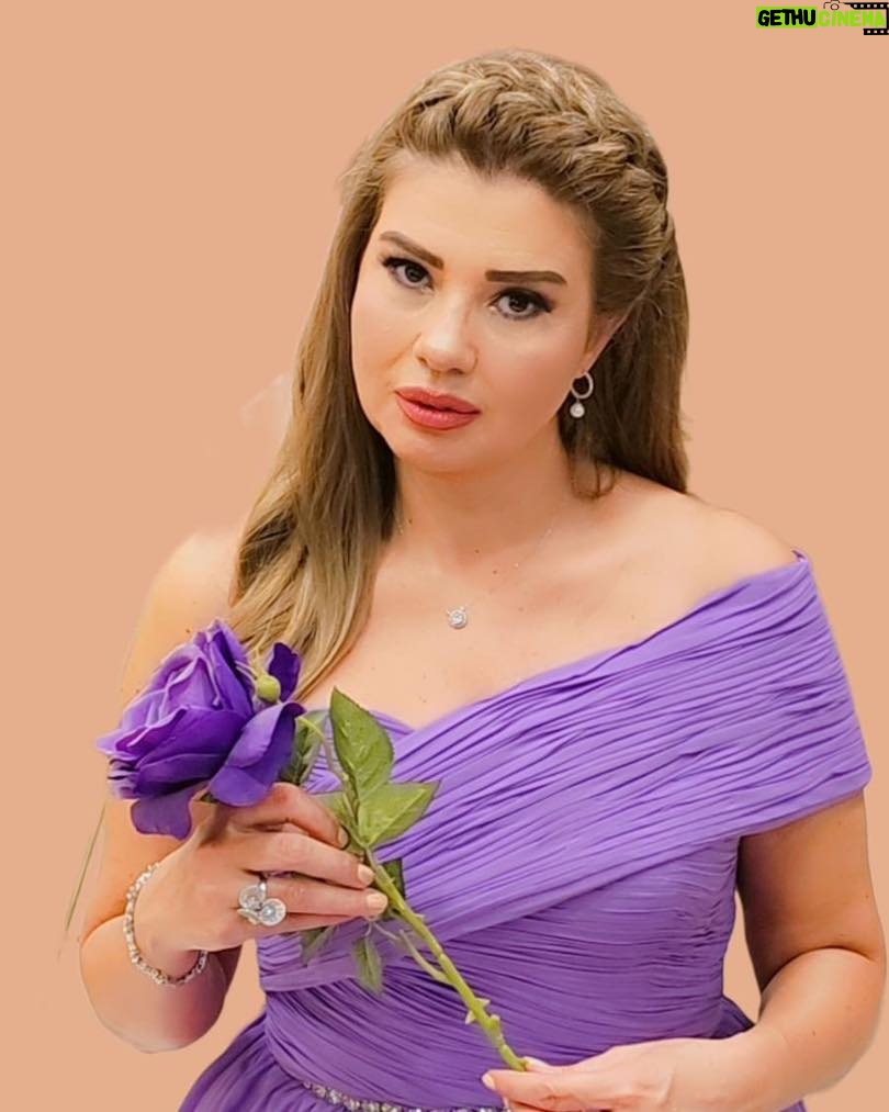 Rania Farid Shawki - 3.1K Likes - 💜💜