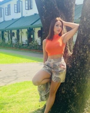 Rania Salwan Instagram - قد ينسى الإنسان أيامه الصعبة، لكنه لن ينسى من هَوَّنها عليه.❤️