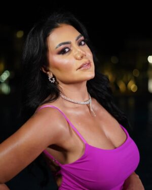 Rania Youssef Instagram - Feeling Purple 💜

Jewelry @bijoux.jewelry.eg 
Hair by @magedelmasry61 
Makeup by @marcellinoosamaa 
Thank you @mohamedashraf.films @adhamelamiir @passantabdelaziz for the photos