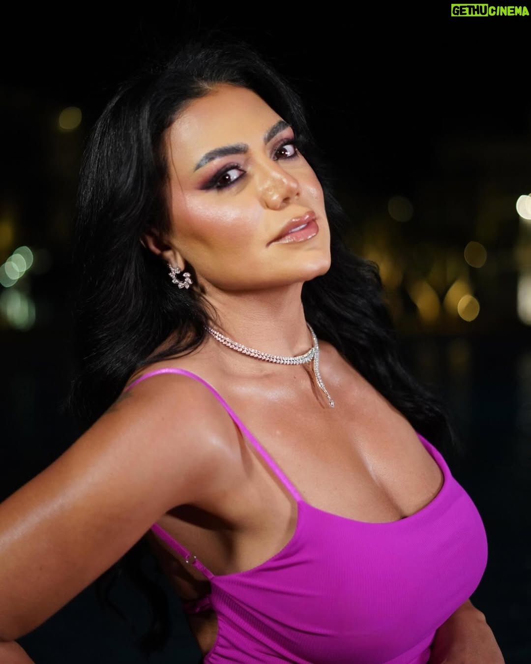 Rania Youssef - 71K Likes - Feeling Purple 💜
Jewelry @bijoux.jewelry.eg
Hair by @magedelmasry61
Makeup by @marcellinoosamaa
Thank you @mohamedashraf.films @adhamelamiir @passantabdelaziz for the photos