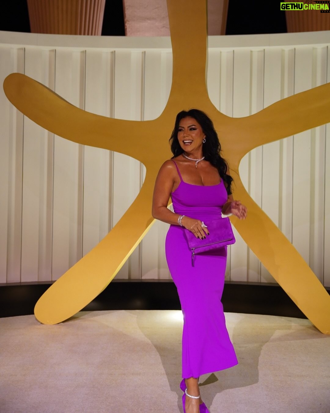 Rania Youssef - 71K Likes - Feeling Purple 💜
Jewelry @bijoux.jewelry.eg
Hair by @magedelmasry61
Makeup by @marcellinoosamaa
Thank you @mohamedashraf.films @adhamelamiir @passantabdelaziz for the photos