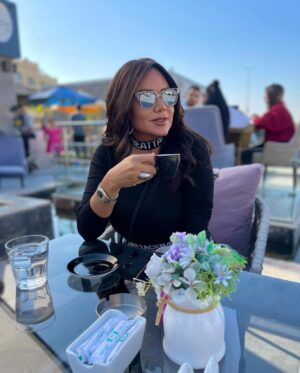 Rania Youssef Instagram - 🎬🖤 اخر يوم تصوير فيلم ورد ريحان
#ورد_ريحان 
#رانيا_يوسف