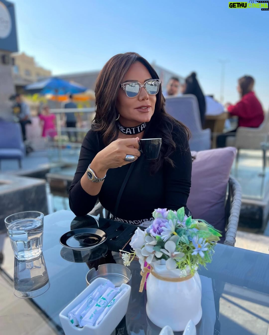 Rania Youssef - 27.3K Likes - 🎬🖤 اخر يوم تصوير فيلم ورد ريحان
#ورد_ريحان
#رانيا_يوسف