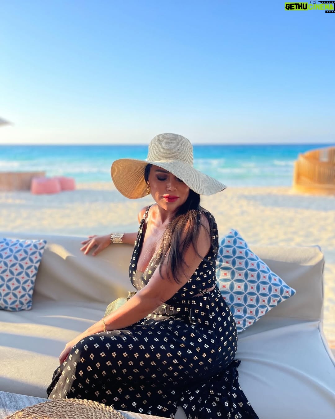 Rania Youssef - 41.4K Likes - In summer air 🌞🌊
#rania_youssef