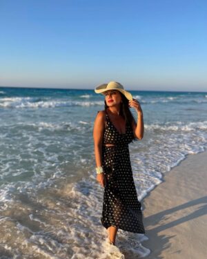 Rania Youssef Instagram - In summer air 🌞🌊

#rania_youssef