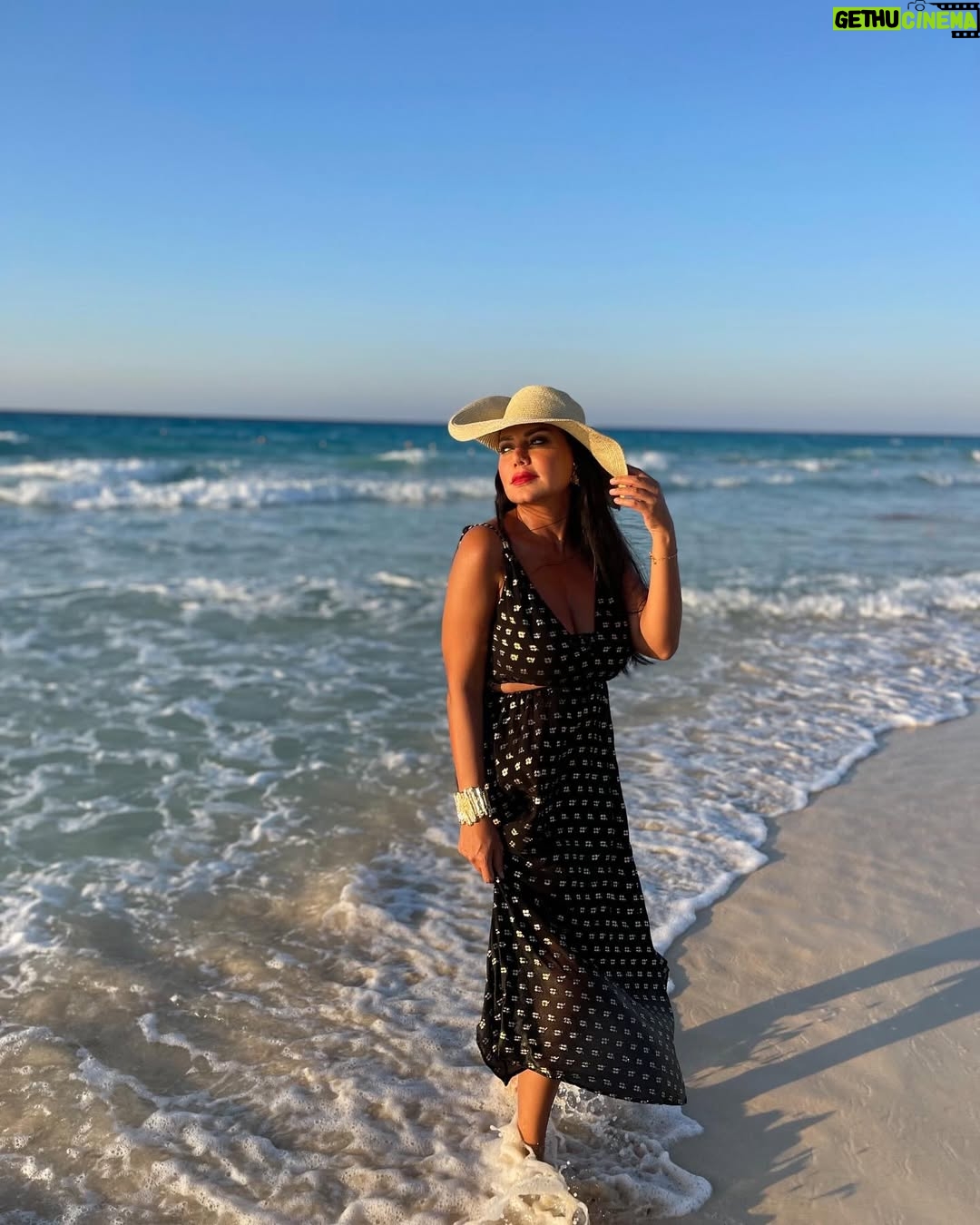 Rania Youssef - 41.4K Likes - In summer air 🌞🌊
#rania_youssef