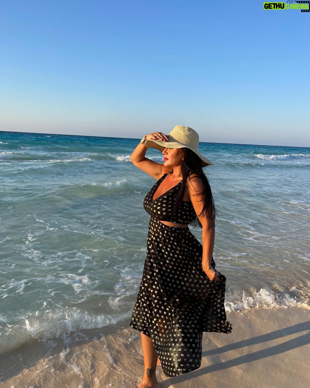 Rania Youssef - 41.4K Likes - In summer air 🌞🌊
#rania_youssef