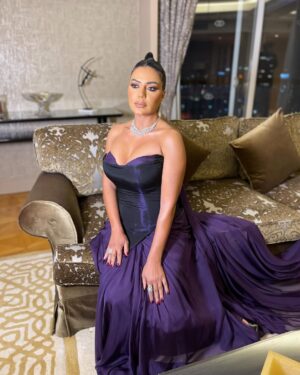 Rania Youssef Instagram - Classy ✨

Dress & Styled by @souchaofficial 
Jewelry by @glamour.jewellery 
Hair by @haithamdahab00 
Makeup by @marcellinoosamaa